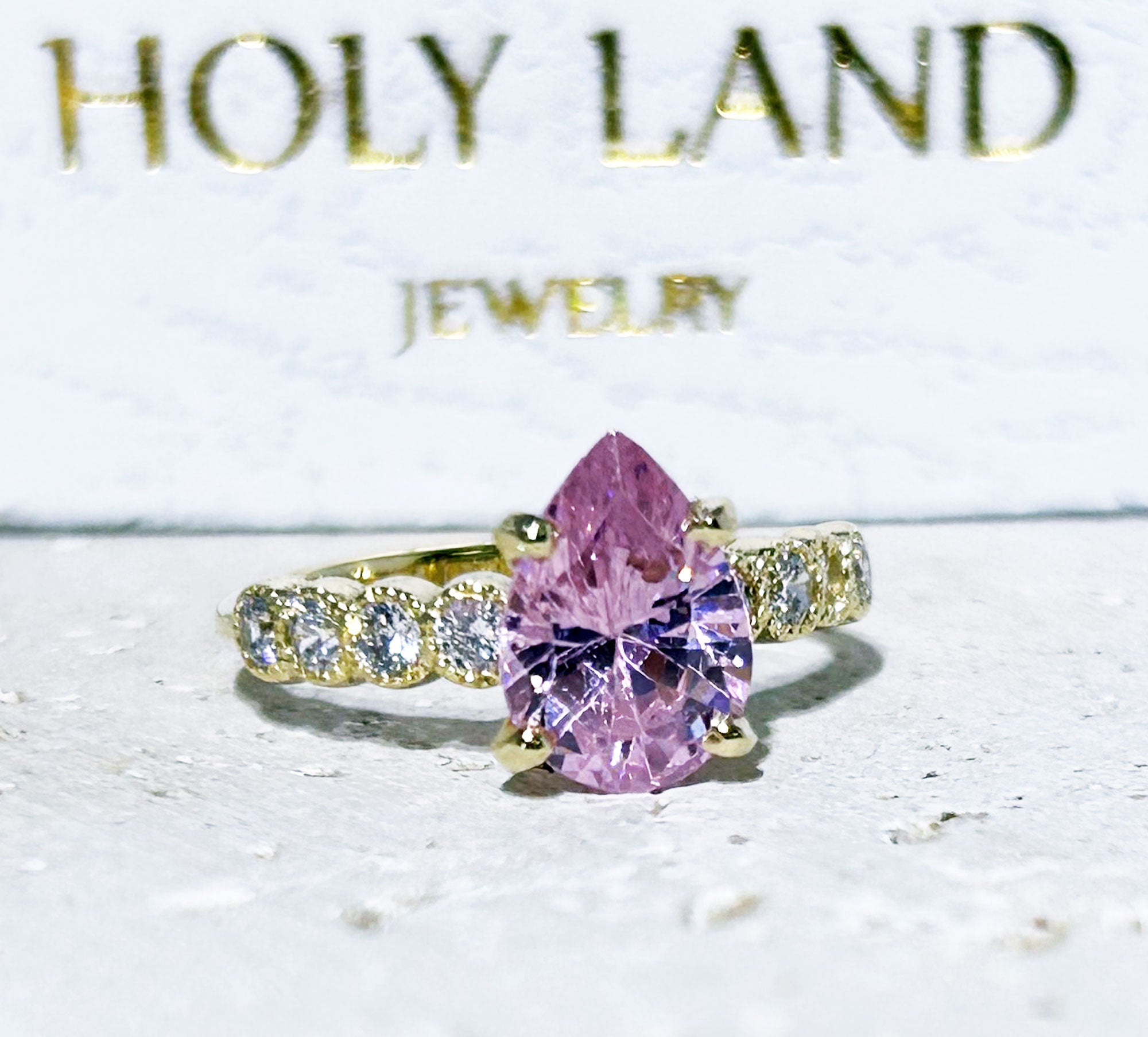 October Birthstone Pear-Shaped Rose Quartz Ring with Clear Quartz Accents - H.L.Jewelry