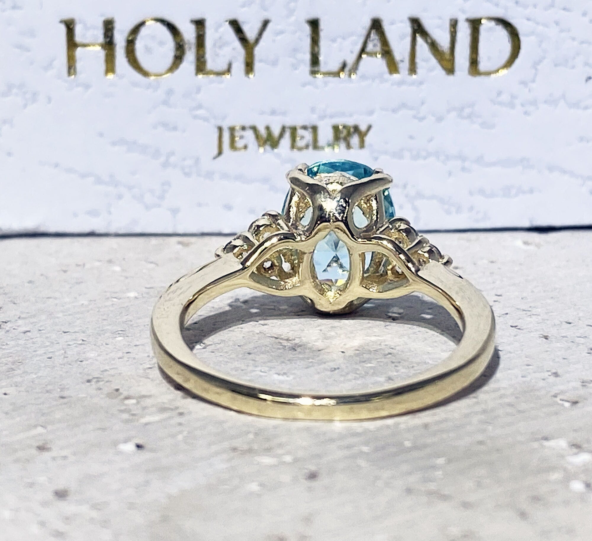 Oval Aquamarine Engagement Ring with Clear Quartz Accents - H.L.Jewelry