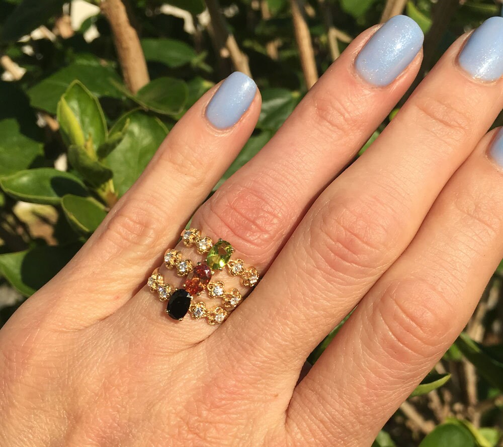 Oval Black Onyx Flower Ring with Clear Quartz Accents - H.L.Jewelry