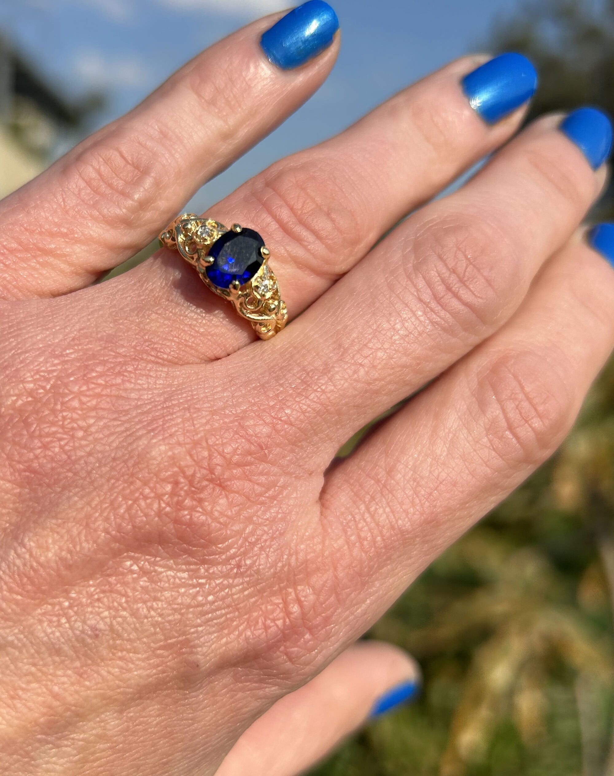 Oval Blue Sapphire Lace Ring with Clear Quartz Accents - H.L.Jewelry