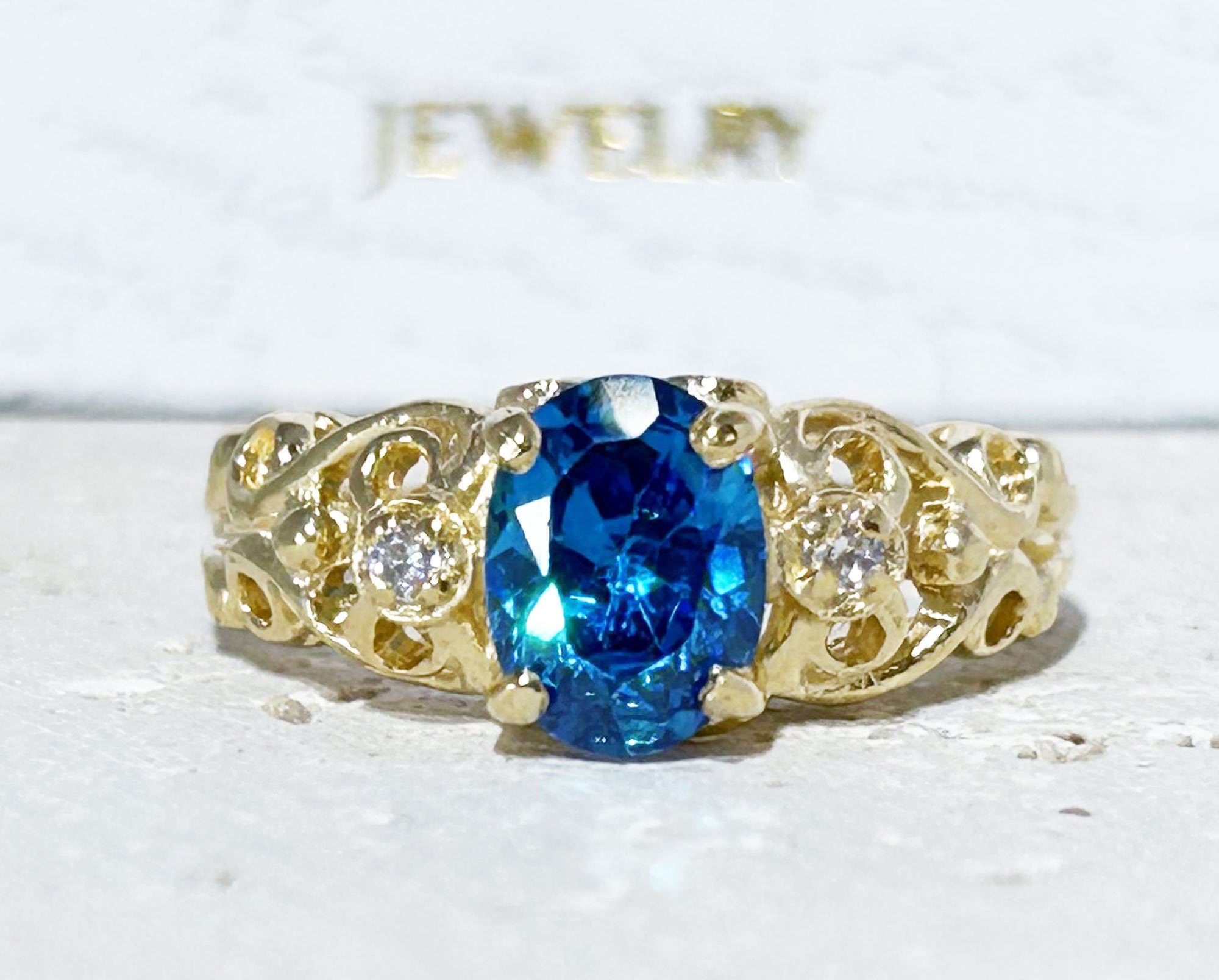 Oval Blue Topaz Lace Ring with Clear Quartz Accents - H.L.Jewelry