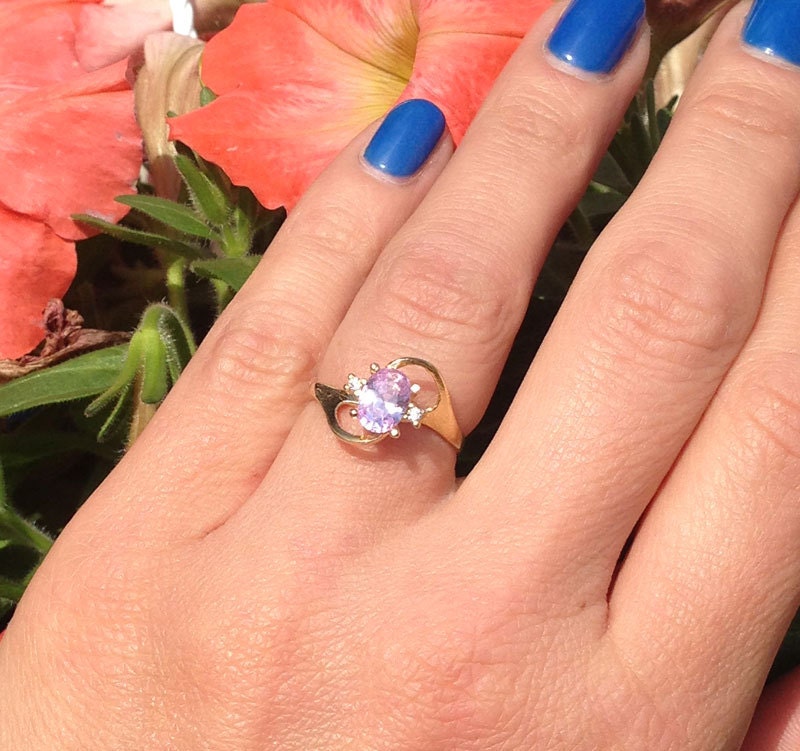 Oval Lavender Amethyst Delicate Ring with Clear Quartz Accents - H.L.Jewelry