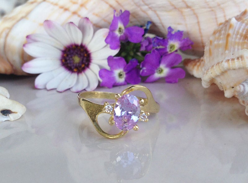 Oval Lavender Amethyst Delicate Ring with Clear Quartz Accents - H.L.Jewelry
