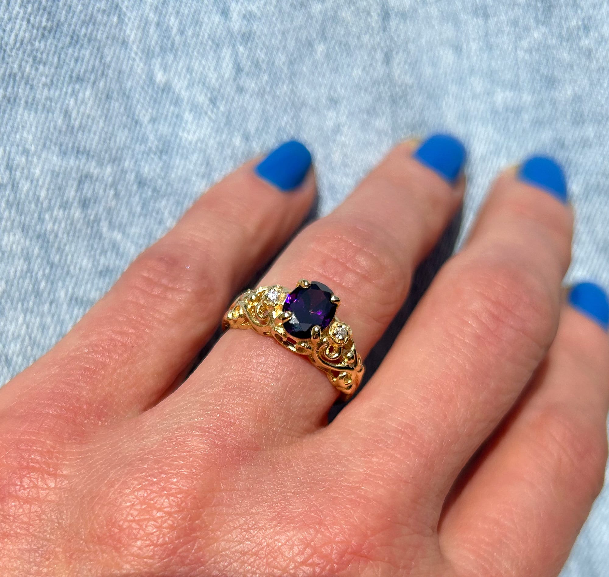 Oval Purple Amethyst Filigree Ring with Clear Quartz Accents - H.L.Jewelry