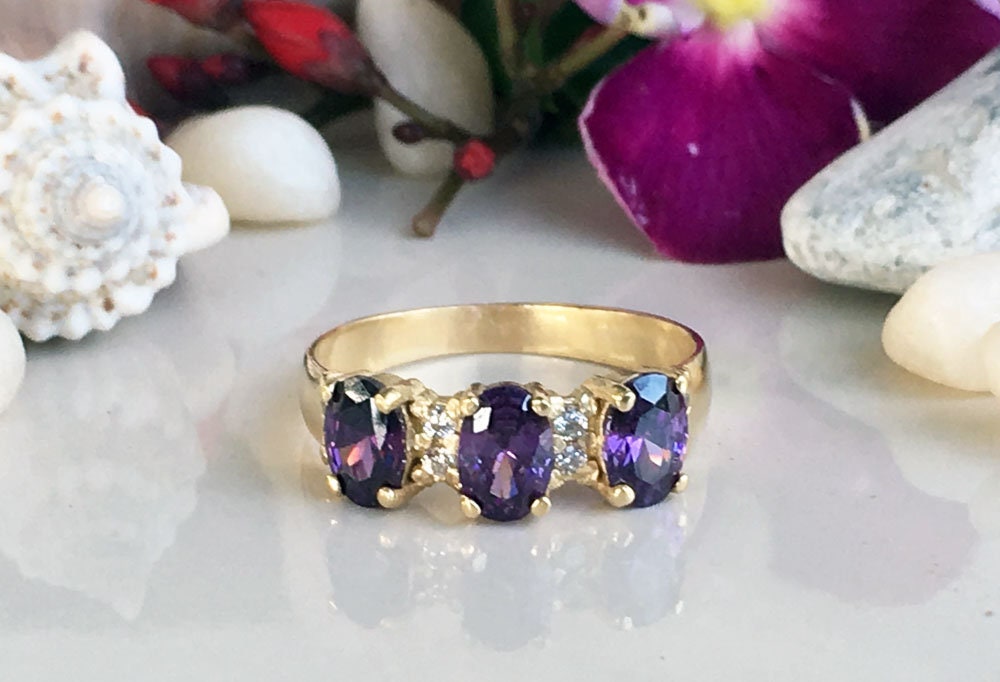 Oval Purple Amethyst Three Stone Ring with Clear Quartz Accents - H.L.Jewelry