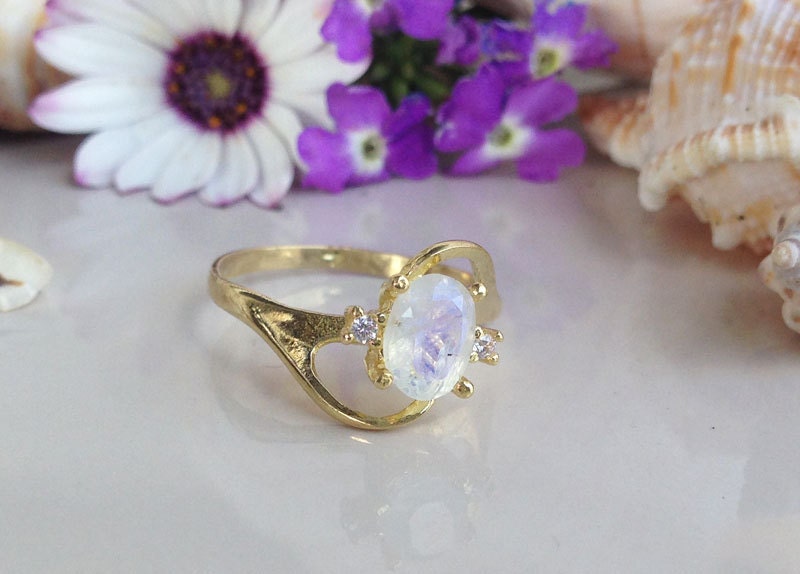 Oval Rainbow Moonstone Ring with Clear Quartz Accents - H.L.Jewelry