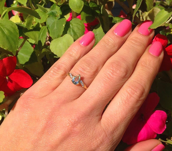 Pear-Shaped Aquamarine Delicate Ring with Quartz Accents - H.L.Jewelry