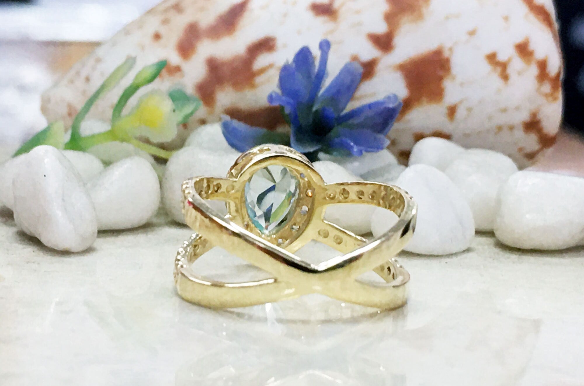 Pear-Shaped Aquamarine Ring with Clear Quartz Halo - H.L.Jewelry