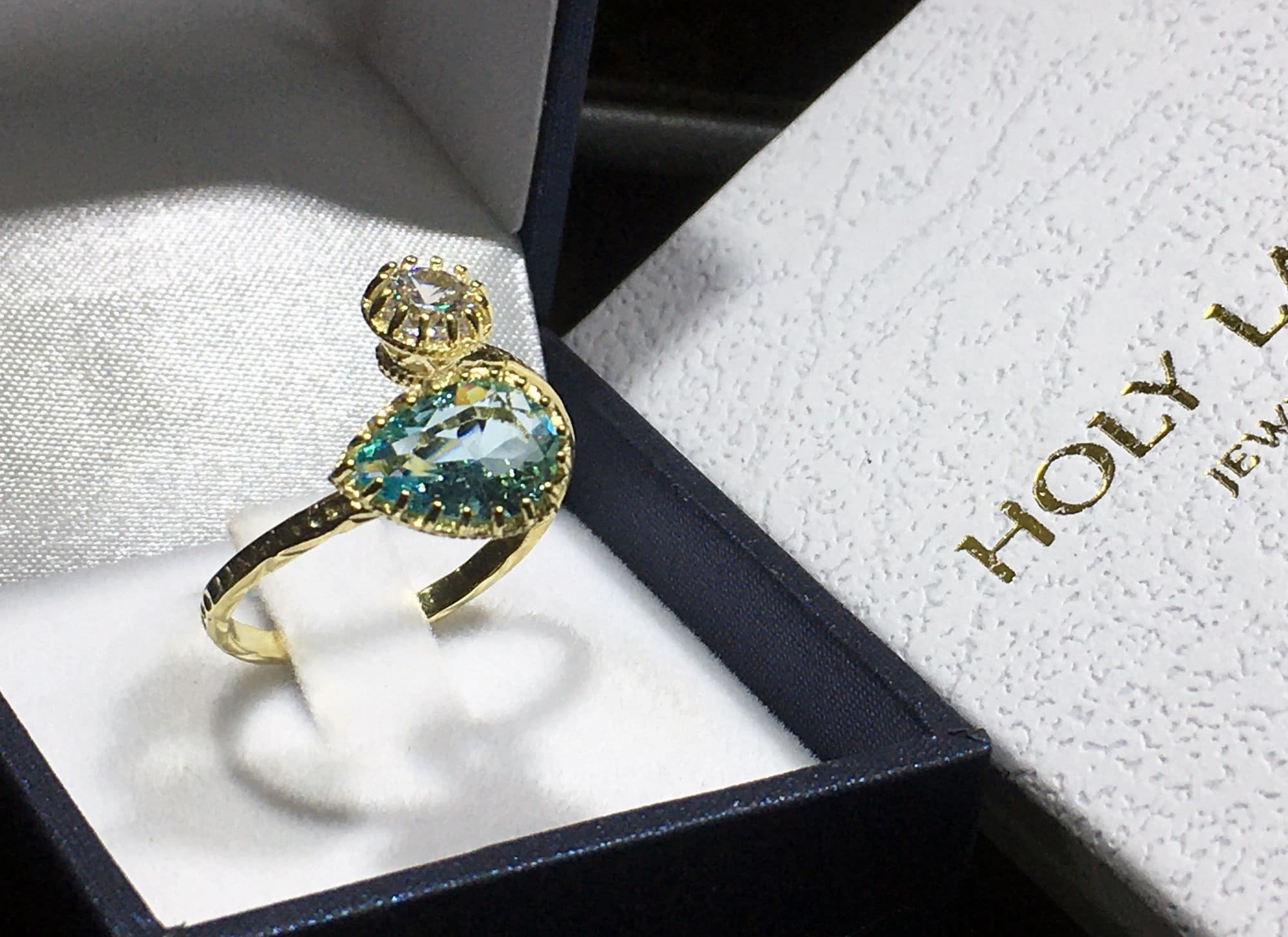 Pear-Shaped Blue Topaz & Round Clear Quartz Hammered Band Adjustable Ring - H.L.Jewelry