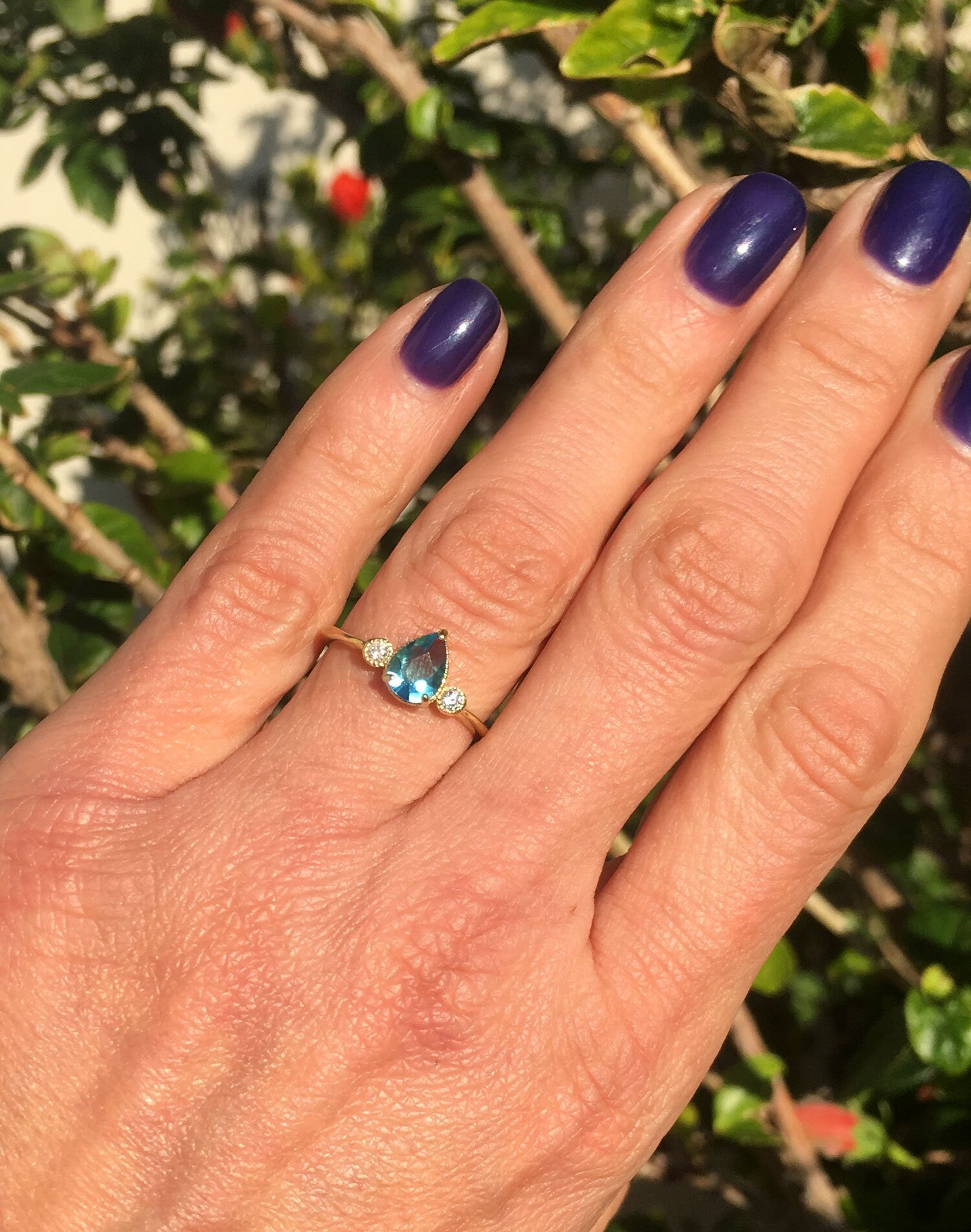 Pear-Shaped Blue Topaz Simple Ring with Clear Quartz Accents - H.L.Jewelry