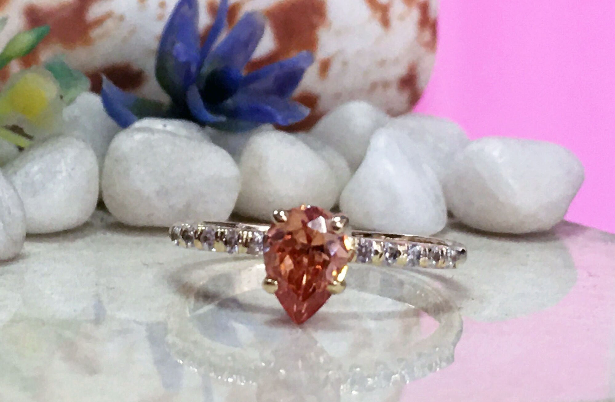 Pear-Shaped Citrine Delicate Ring with Clear Quartz Accents - H.L.Jewelry