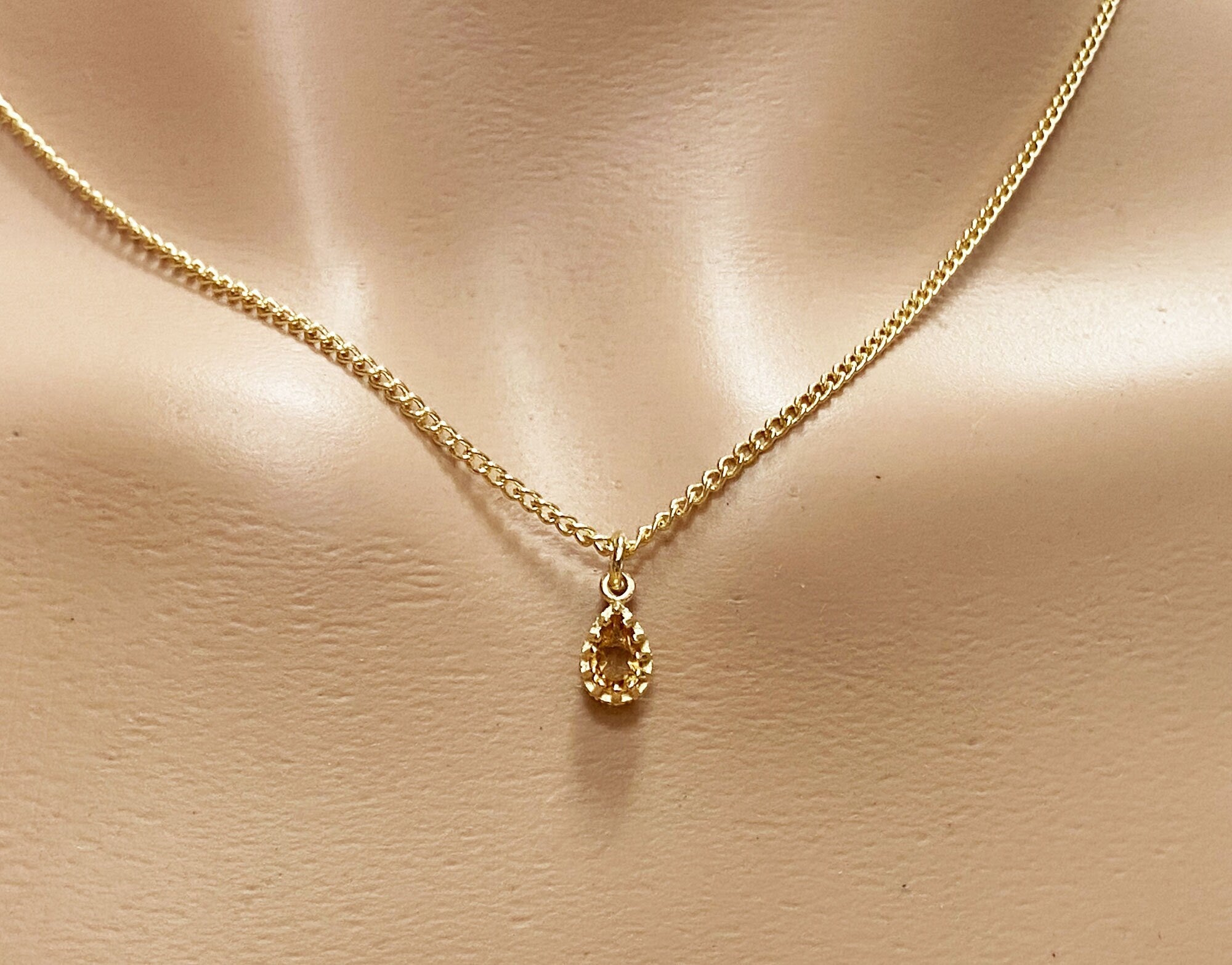 Pear-Shaped Citrine Simple Delicate Chain Necklace - H.L.Jewelry