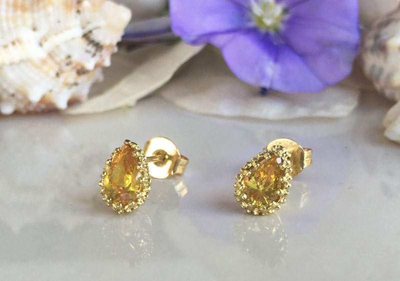 Pear-Shaped Citrine Simple Stud Earrings - H.L.Jewelry