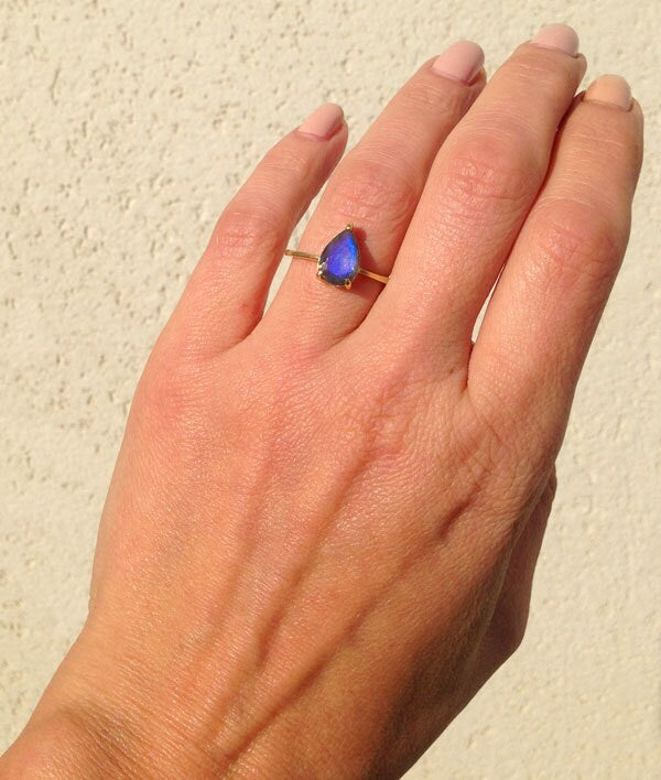 Pear-Shaped Labradorite Gemstone Lace Setting Ring - H.L.Jewelry