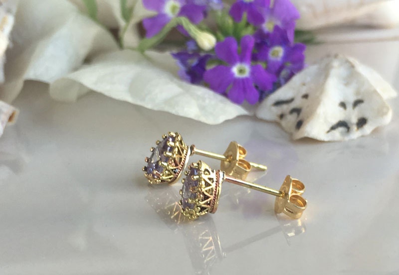 Pear-Shaped Lavender Amethyst Simple Stud Earrings - H.L.Jewelry