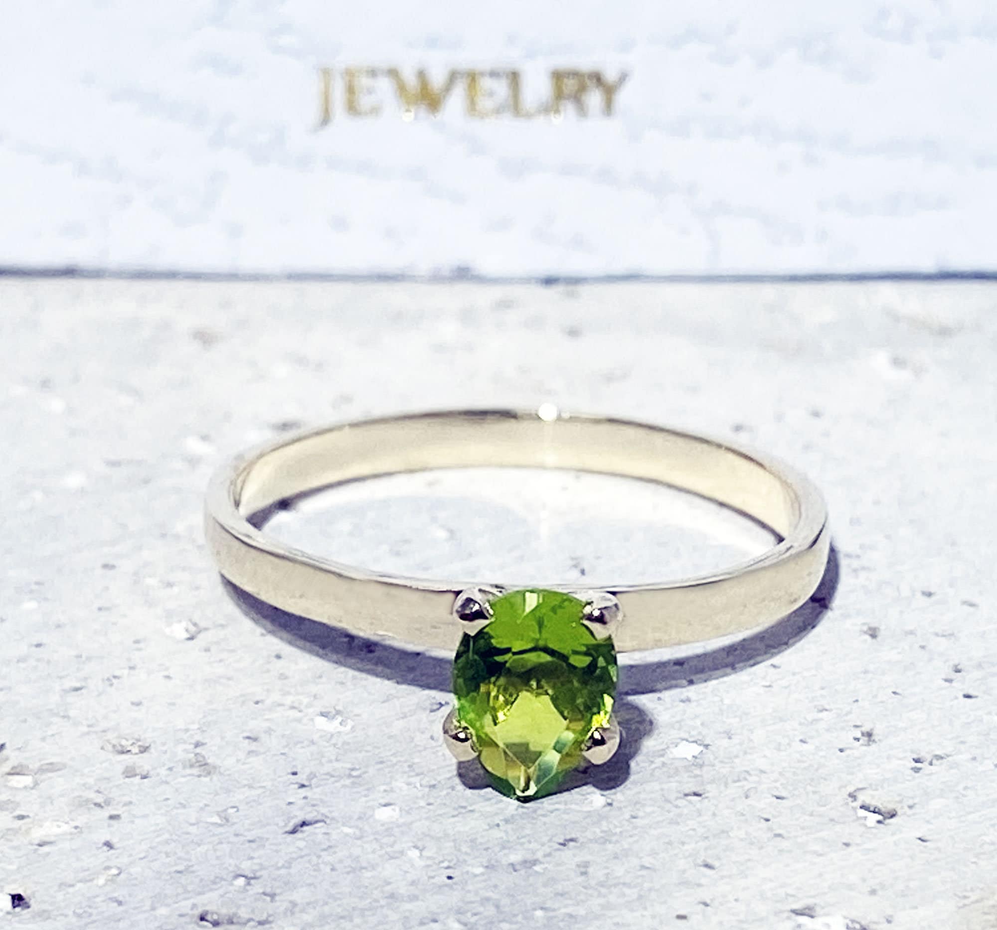 Pear-Shaped Peridot Simple Solitaire Ring - H.L.Jewelry