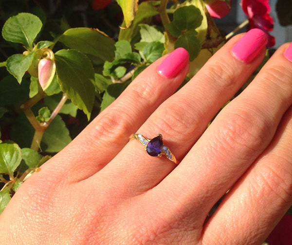 Pear-Shaped Purple Amethyst Delicate Ring with Clear Quartz Accents - H.L.Jewelry