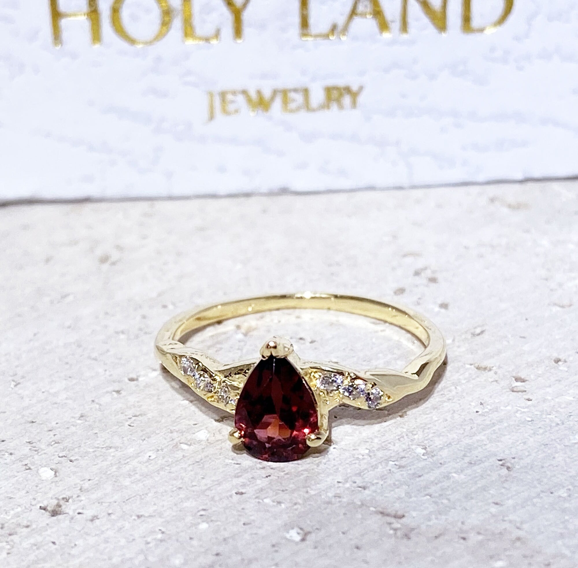 Pear-Shaped Red Garnet Delicate Ring with Clear Quartz Trio Accents - H.L.Jewelry