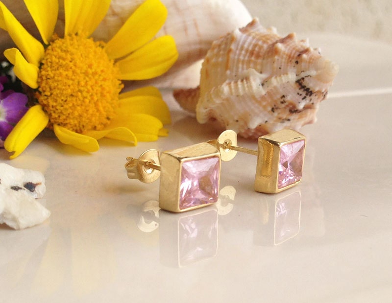 Rose Quartz Simple Square Stud Earrings - H.L.Jewelry