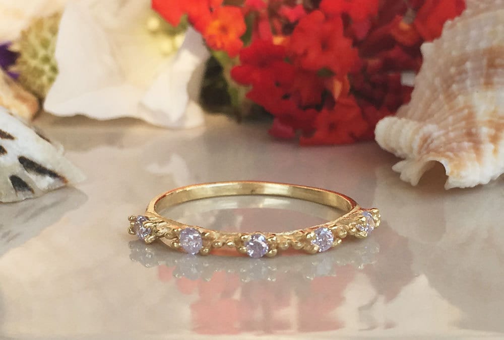 Round Alexandrite Five Stone Simple Stacking Ring - H.L.Jewelry