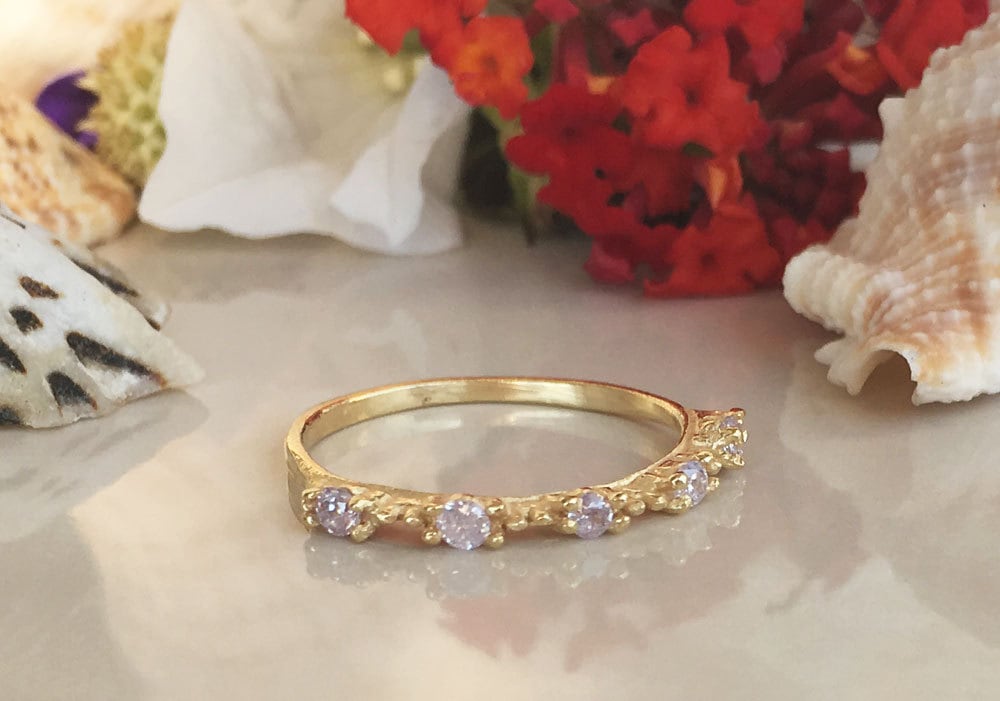 Round Alexandrite Five Stone Simple Stacking Ring - H.L.Jewelry