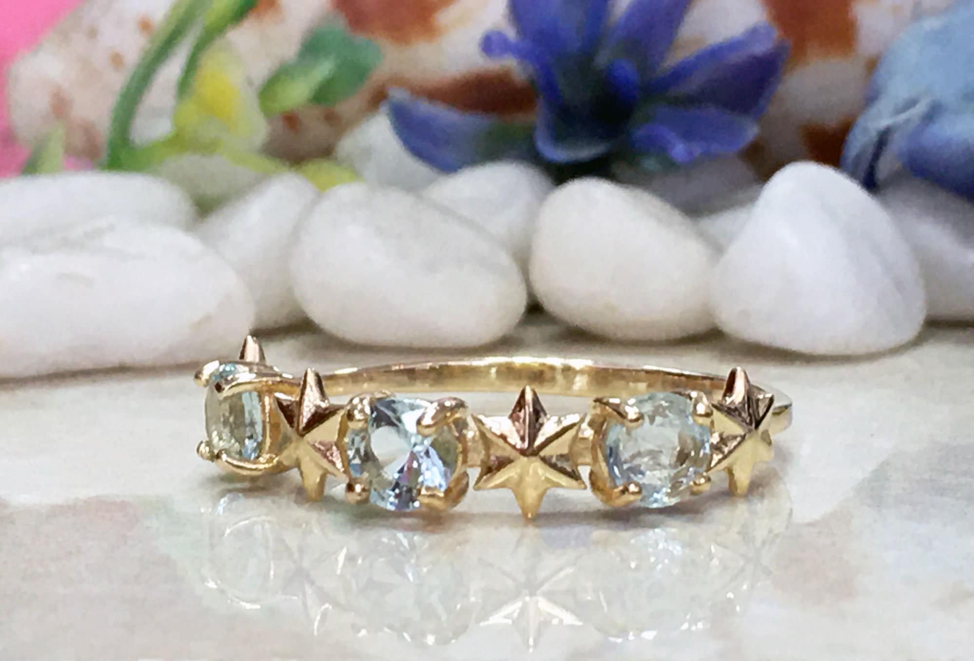 Round Aquamarine Three Stone Ring with Stars Accents - H.L.Jewelry