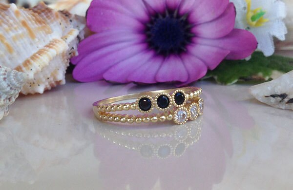 Round Black Onyx & Clear Quartz Six Stone Stackable Dual-Ring Set - H.L.Jewelry