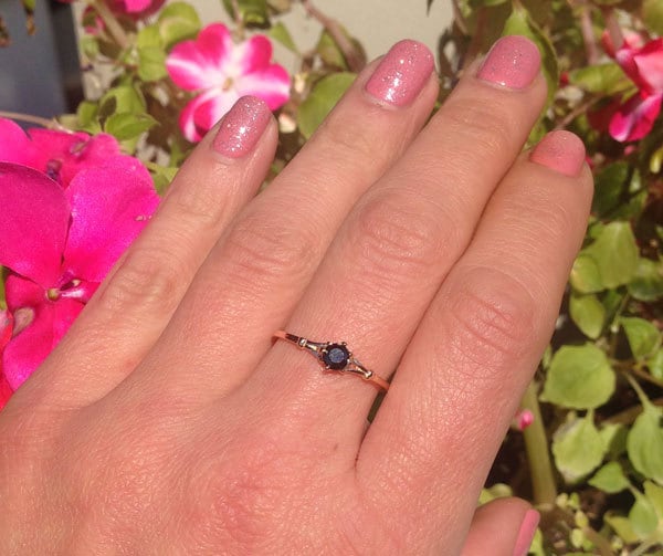 Round Black Onyx Simple Delicate Ring - H.L.Jewelry