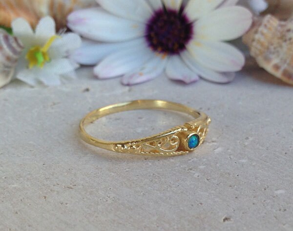 Round Blue Opal Delicate Lace Band Ring - H.L.Jewelry