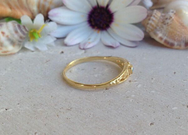Round Blue Opal Delicate Lace Band Ring - H.L.Jewelry