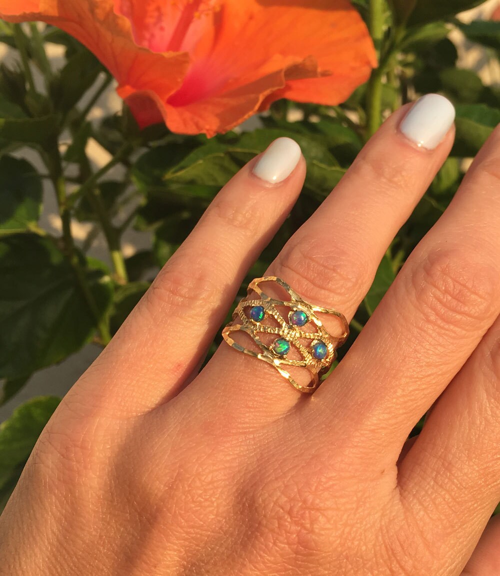 Round Blue Opal Four Stone Hammered Band Ring - H.L.Jewelry