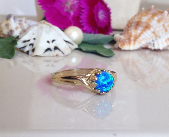 Round Blue Opal Gemstone Simple Ring - H.L.Jewelry