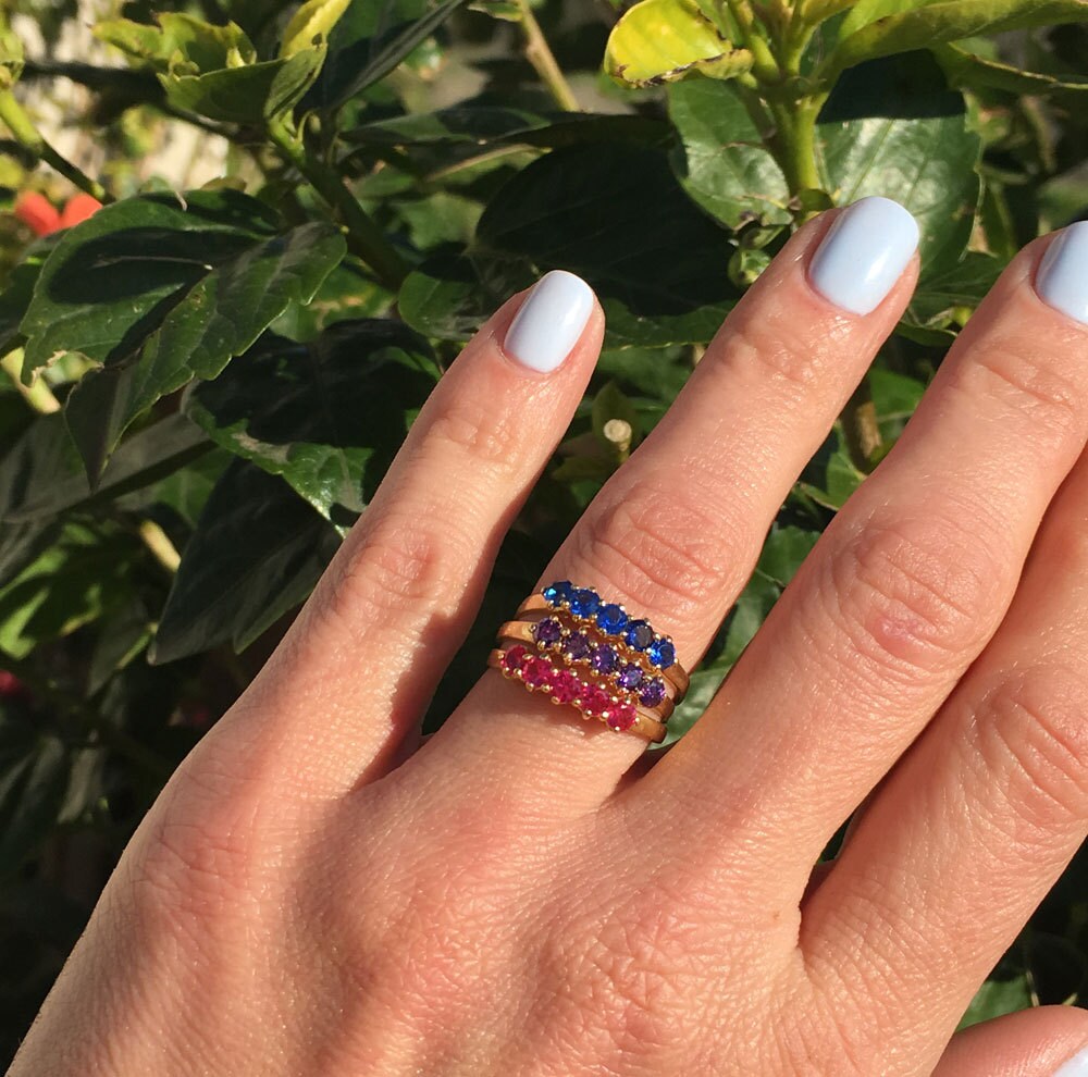 Round Blue Sapphire Five Stone Stacking Ring - H.L.Jewelry