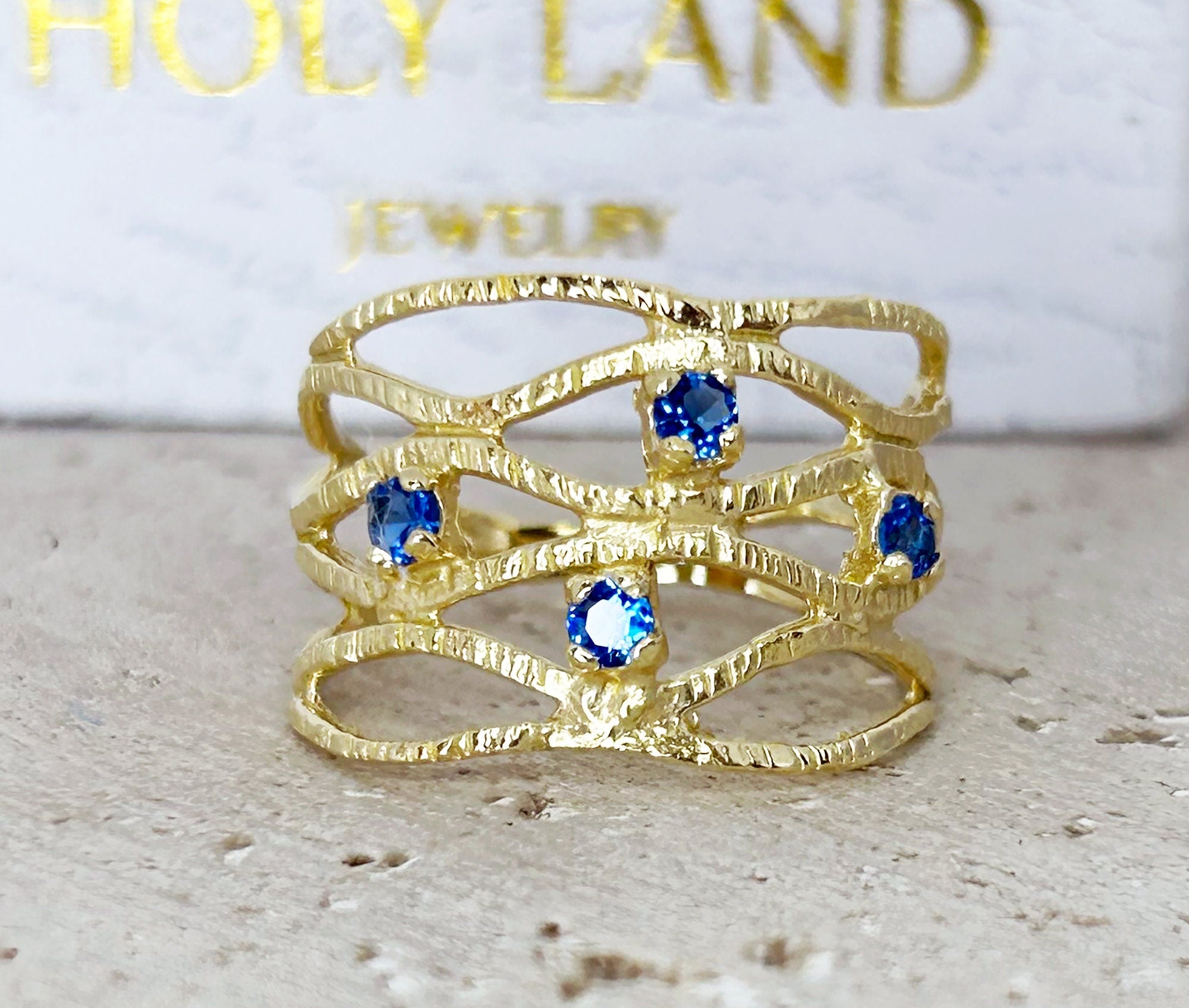 Round Blue Topaz Four Stone Wide Hammered Band Ring - H.L.Jewelry