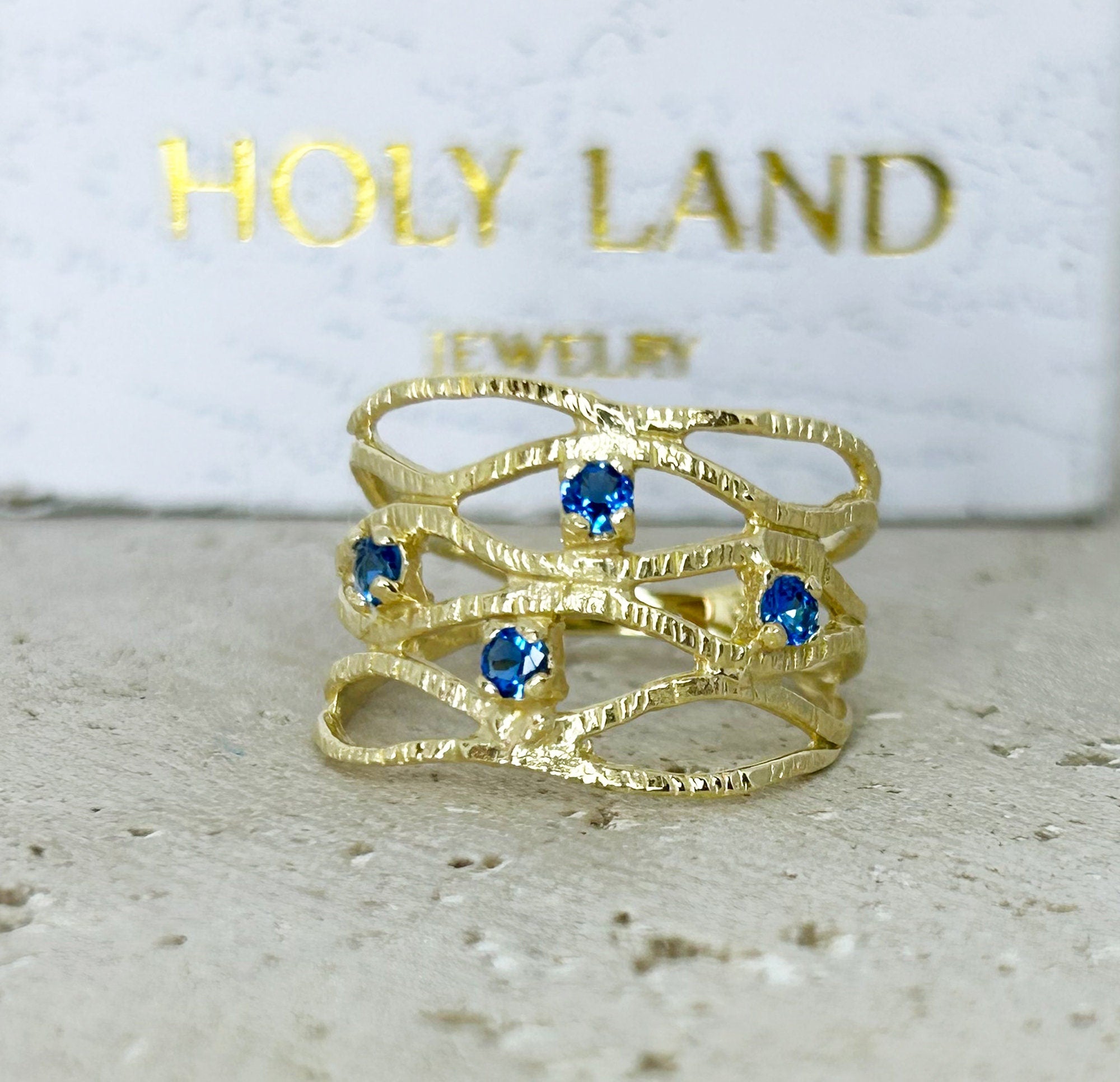 Round Blue Topaz Four Stone Wide Hammered Band Ring - H.L.Jewelry