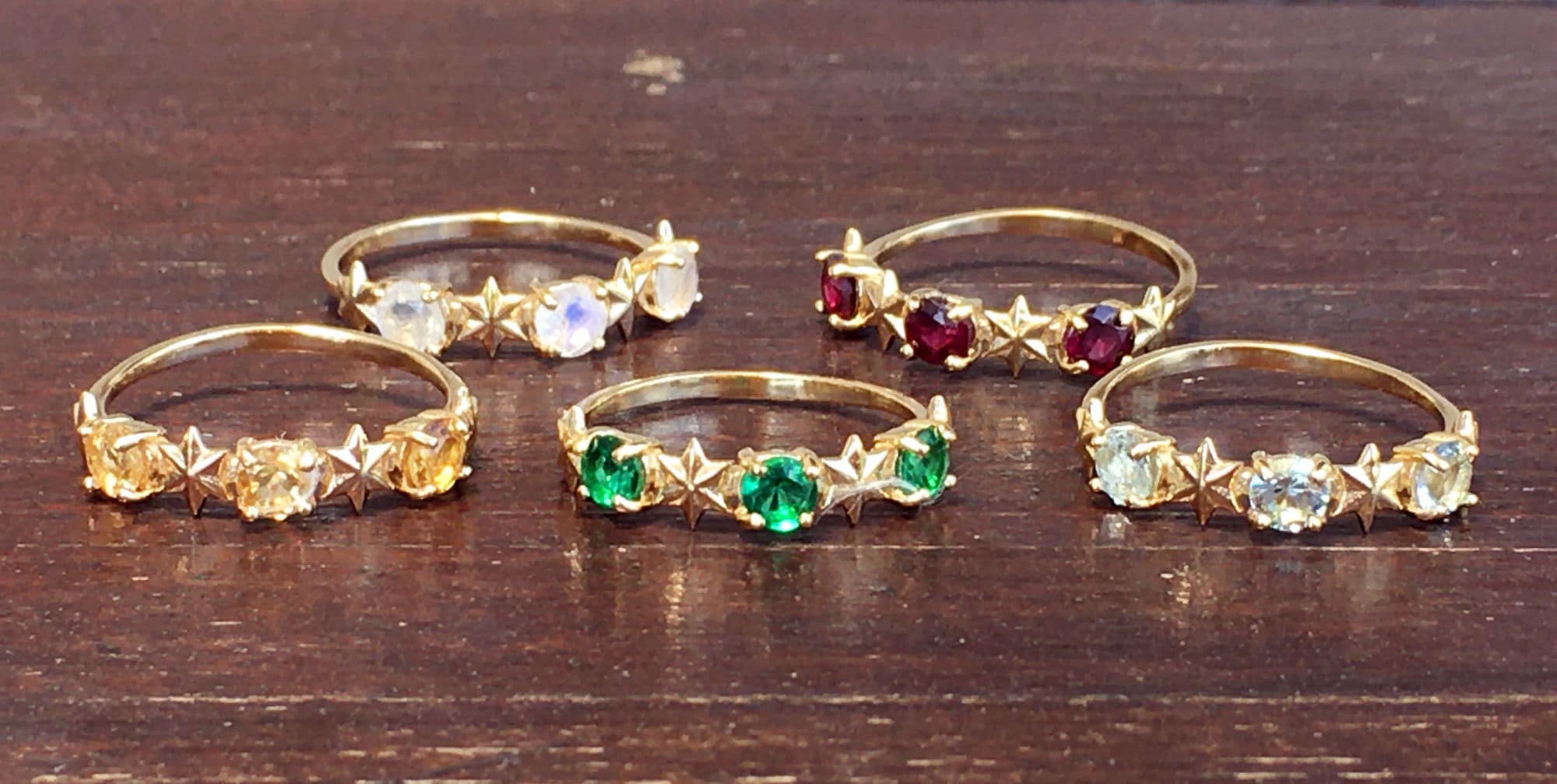 Round Citrine Three Stone Ring with Star Accents - H.L.Jewelry