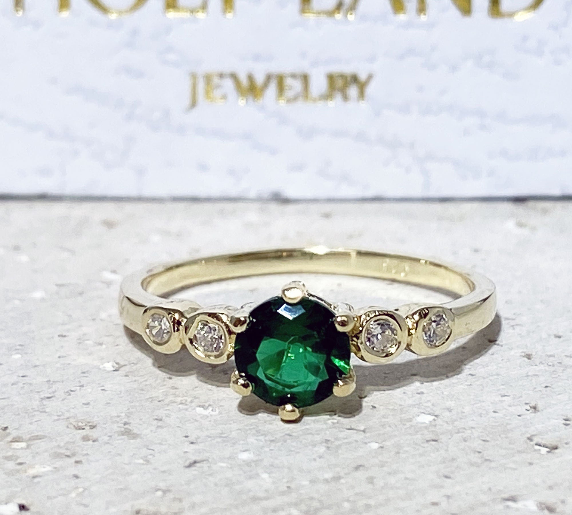 Round Emerald Simple Ring with Clear Quartz Accents - H.L.Jewelry