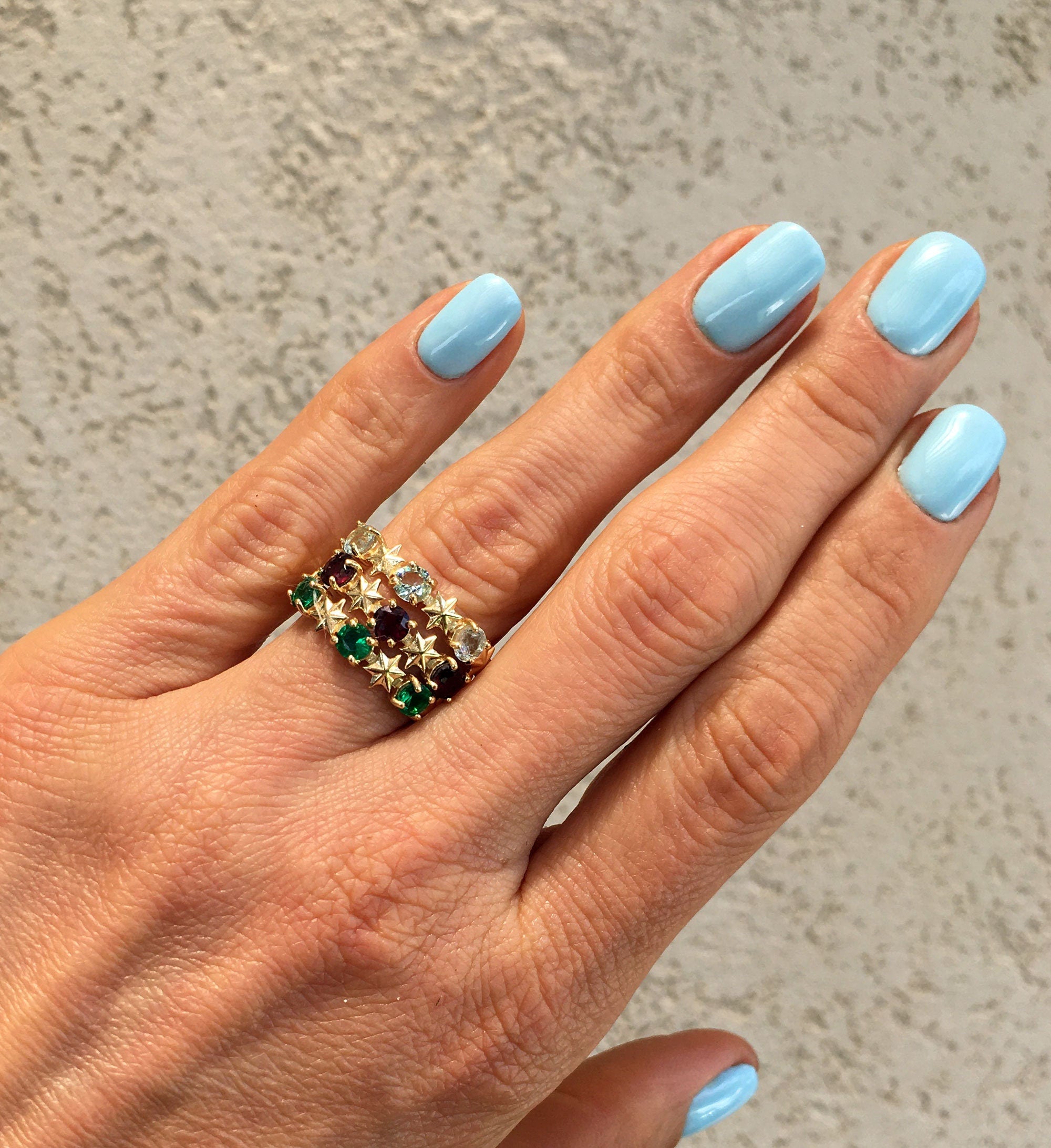 Round Emerald Three Stone Ring with Star Accents - H.L.Jewelry