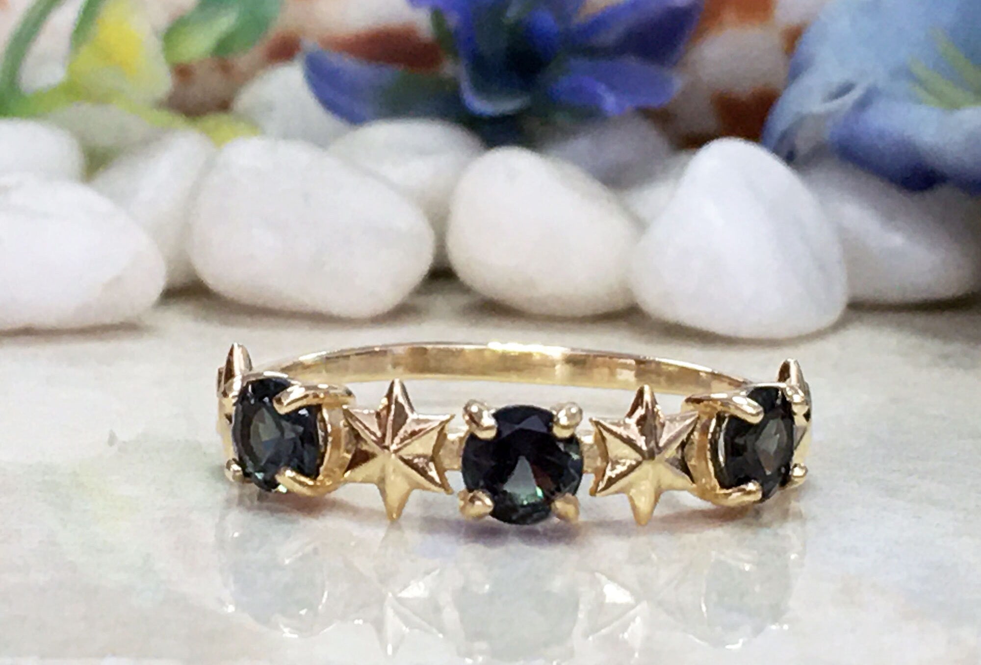 Round Green Tourmaline Three Stone Ring with Star Accents - H.L.Jewelry