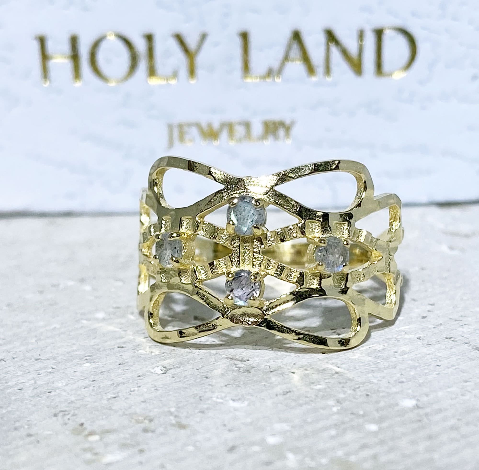 Round Labradorite Four Stone Hammered Band Ring - H.L.Jewelry
