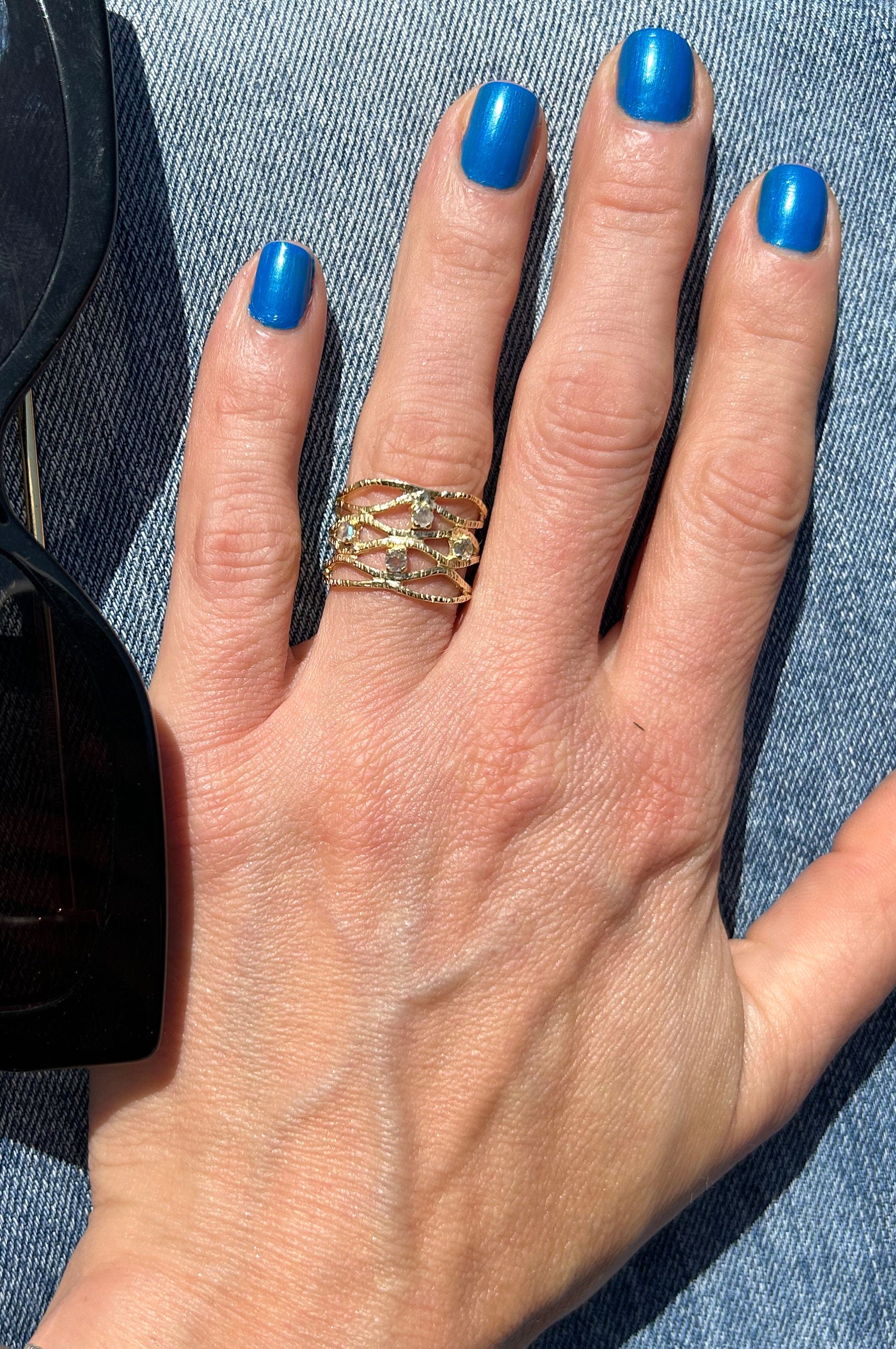 Round Labradorite Four Stone Wide Hammered Band Ring - H.L.Jewelry