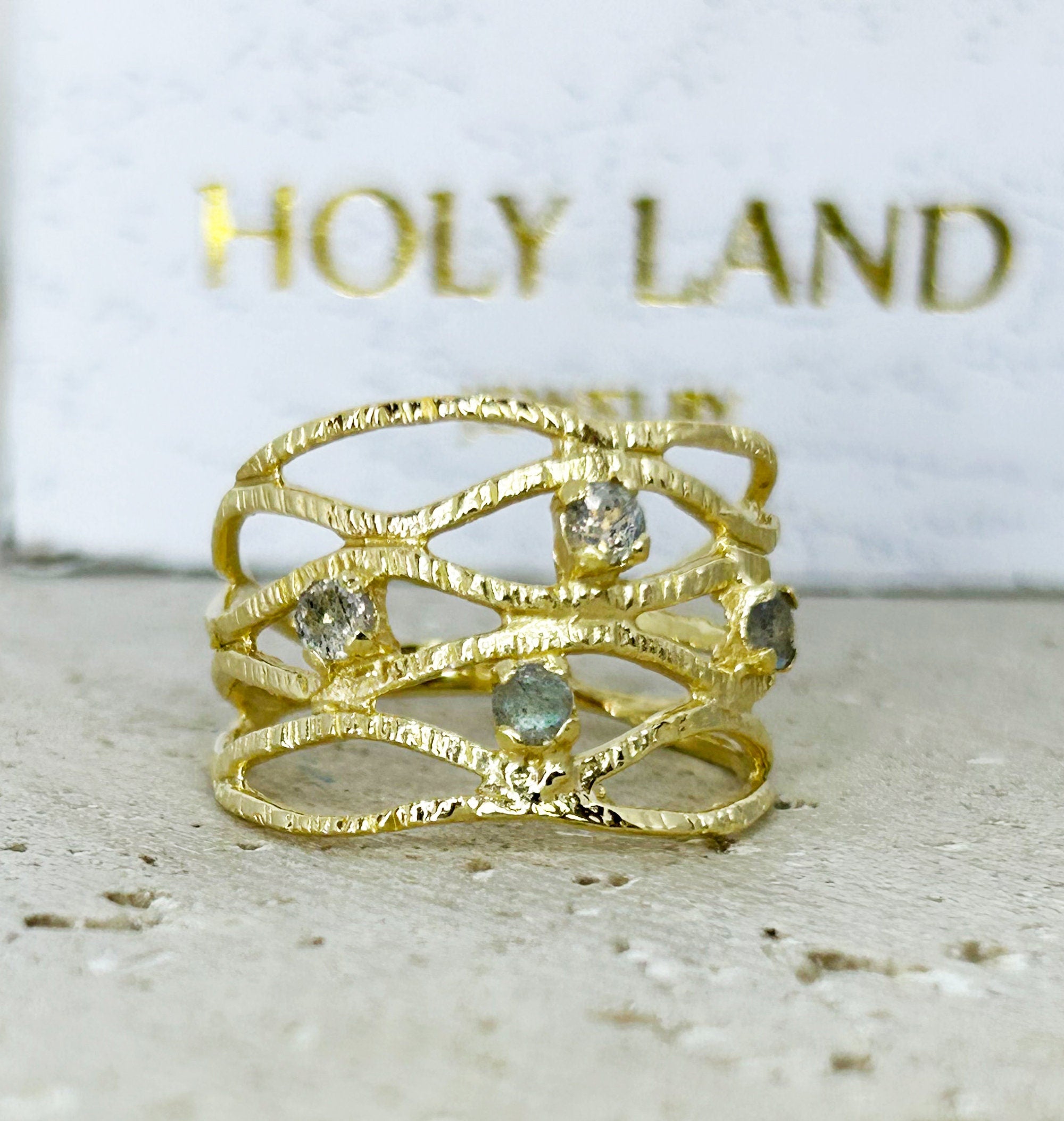 Round Labradorite Four Stone Wide Hammered Band Ring - H.L.Jewelry