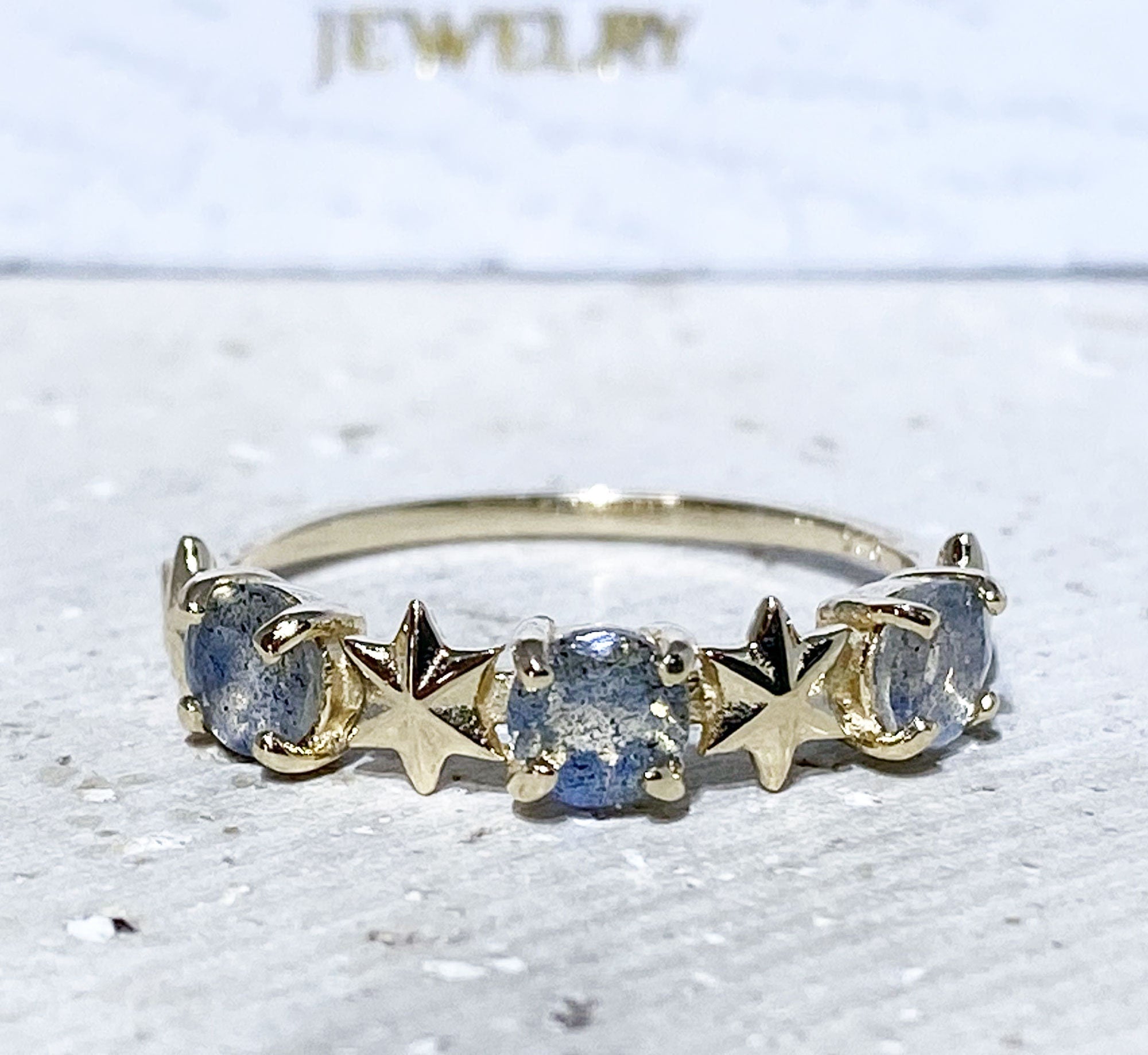 Round Labradorite Three Stone Ring with Star Accents - H.L.Jewelry