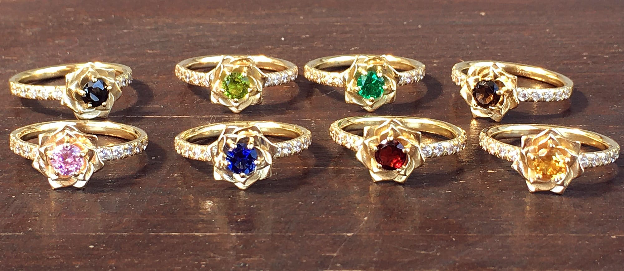 Round Peridot Camellia Ring with Clear Quartz Accents - H.L.Jewelry