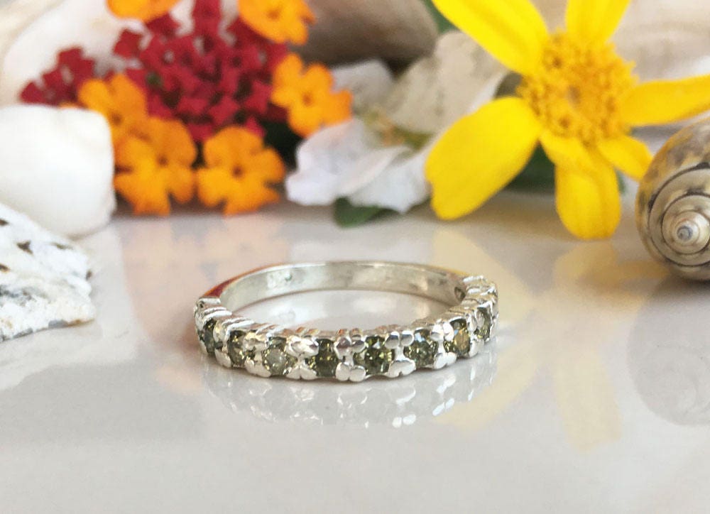 Round Peridot Eleven Stone Stacking Half Eternity Ring - H.L.Jewelry
