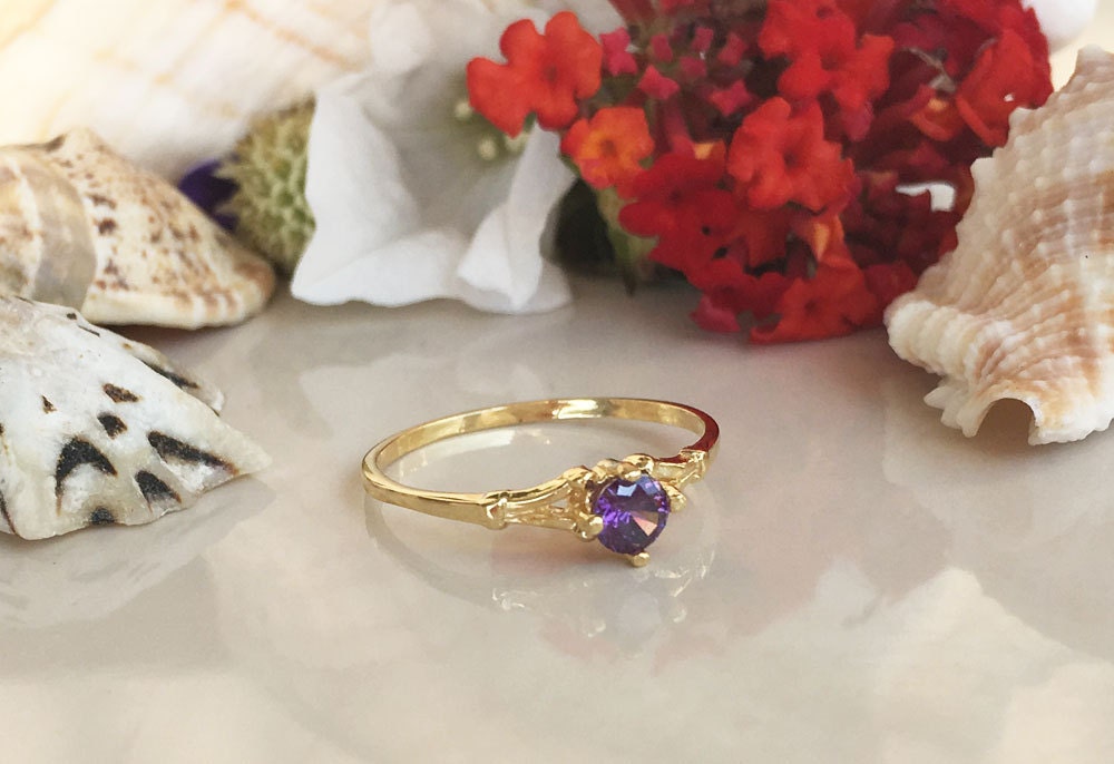 Round Purple Amethyst Delicate Simple Ring - H.L.Jewelry