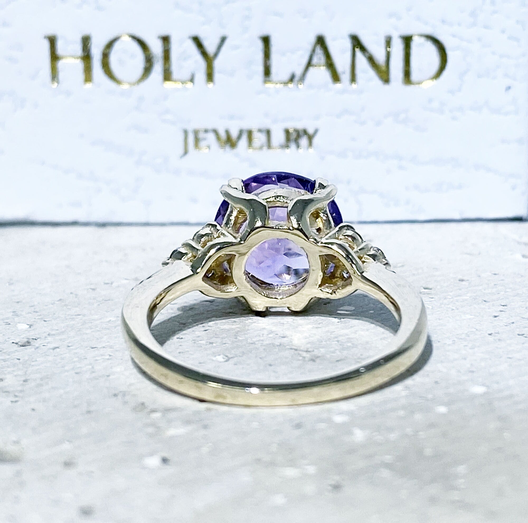 Round Purple Amethyst Engagement Ring with Clear Quartz Accents - H.L.Jewelry
