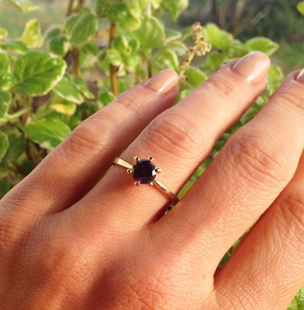 Round Purple Amethyst Solitaire Simple Ring - H.L.Jewelry