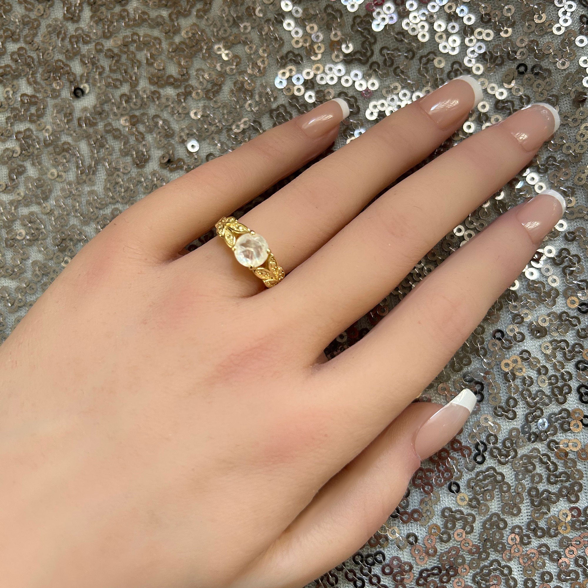 Round Rainbow Moonstone Leaves Ring - H.L.Jewelry