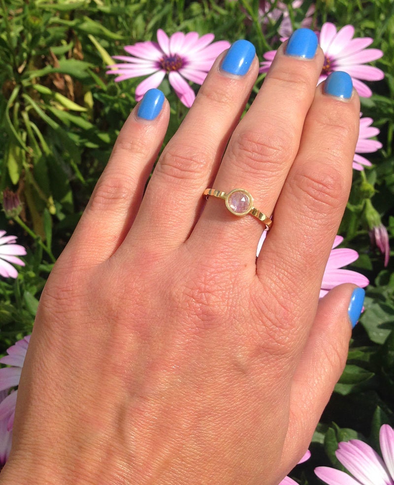 Round Rainbow Moonstone Simple Hammered Band Bezel Ring - H.L.Jewelry